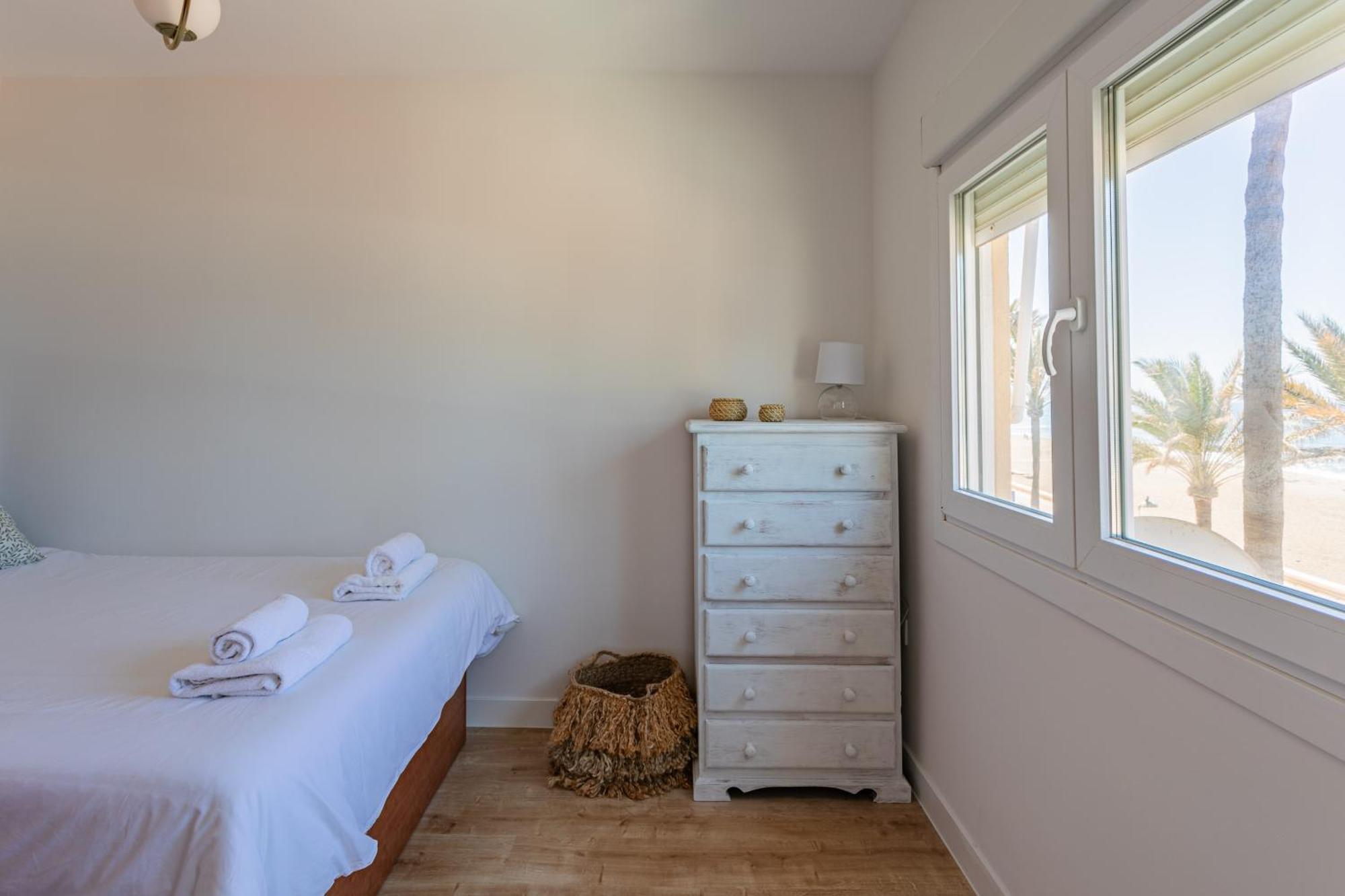 Trendyhomes Zapillo Beach - Primera Linea De Playa Almería Kültér fotó